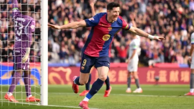 Barcelona 1-0 Deportivo Alaves: Lewandowski Strike Helps Flick's Side Close Gap to Leaders Real Madrid